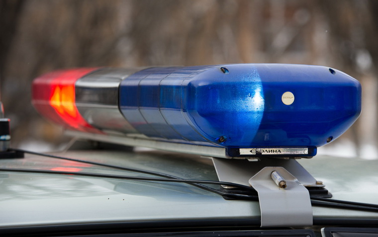 Полицейские объявили в розыск водителя, сбившего женщину и скрывшегося с места ДТП